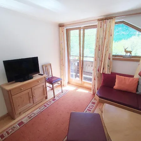Pretty Holiday Home In Mayerhofen With Balcony Mayrhofen Exterior photo